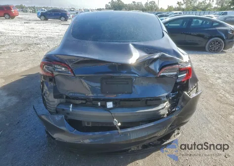 2022 Tesla Model 3 из США, поврежденный, VIN 5YJ3E1EC3NF201228